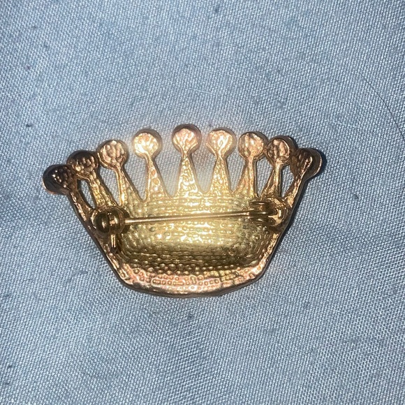 Gold Crown Rhinestone Brooch - Gold & Clear - Picture 4 of 4